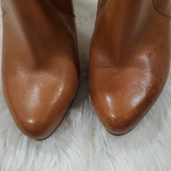 Flawed Michael Kors Brown Leather  Heeled Ankle Boots Booties - Picture 14 of 14